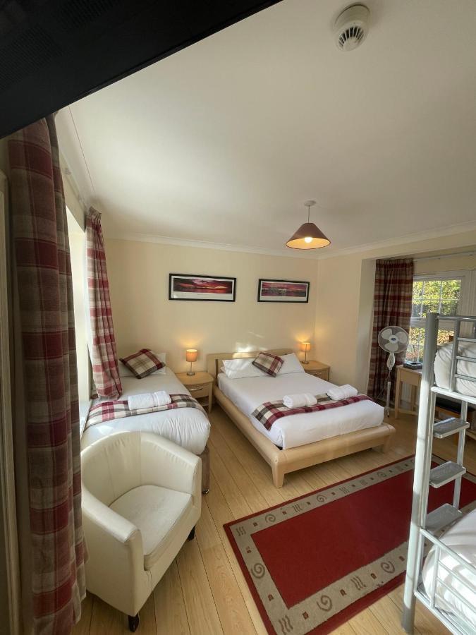 Oakhurst Gatwick B&B Crawley  Eksteriør bilde