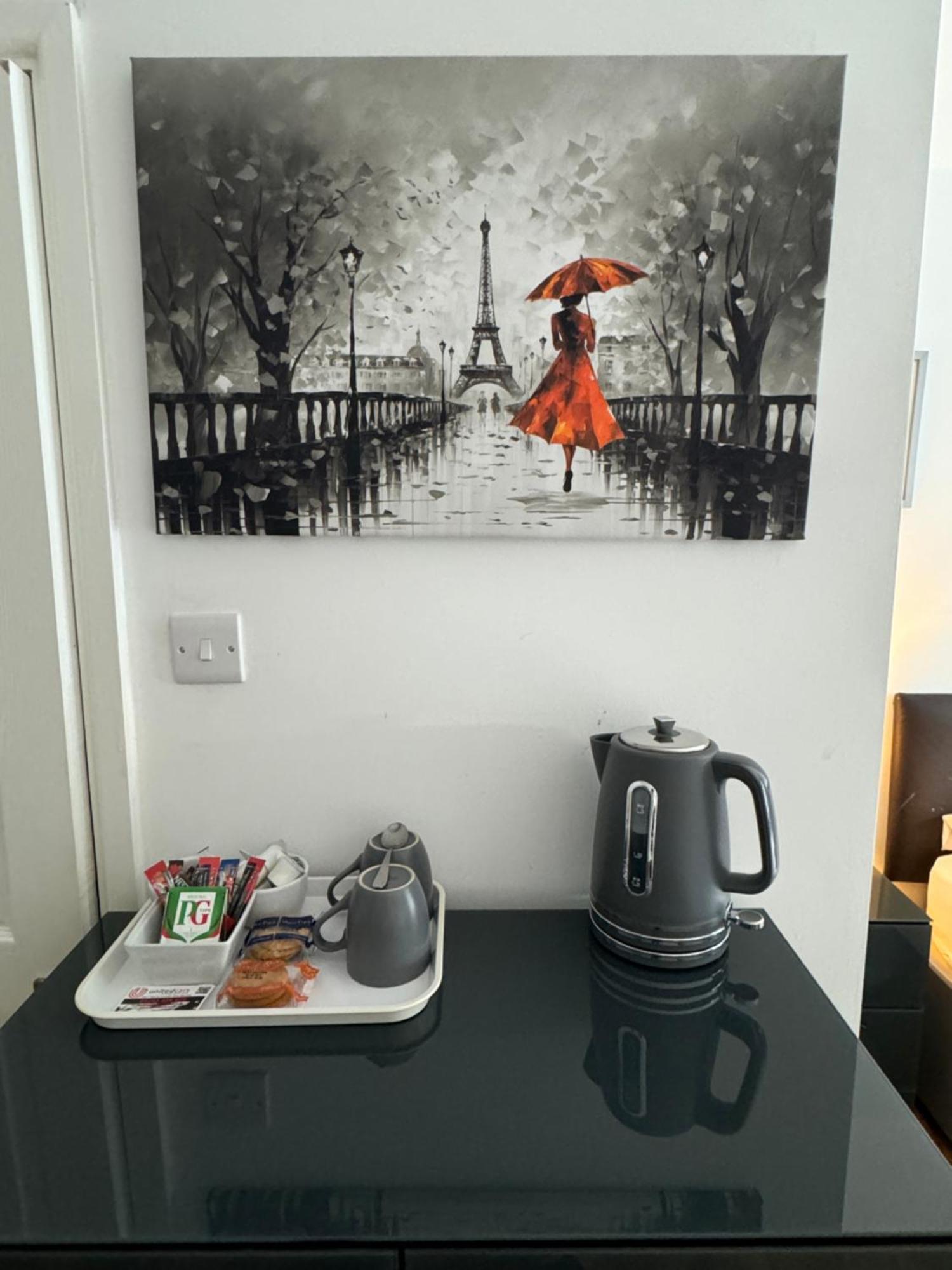Oakhurst Gatwick B&B Crawley  Eksteriør bilde
